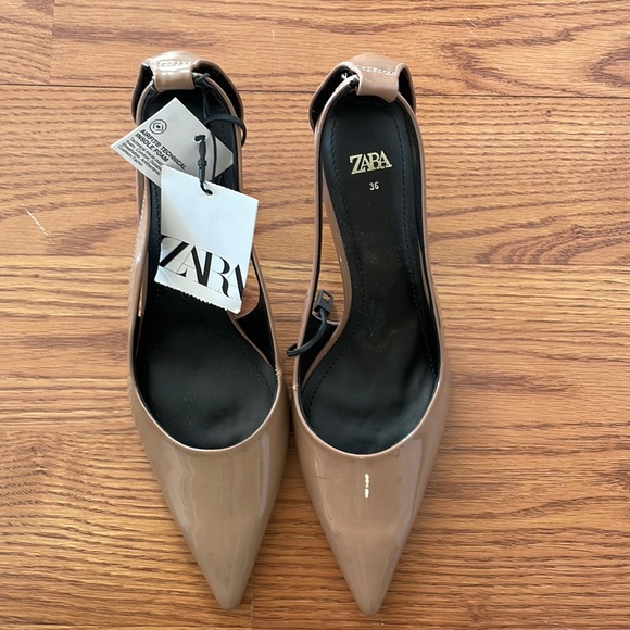Zara Shoes - Zara NWT Pump